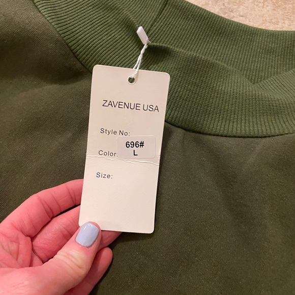 Zavenue NWT sweatshirt tunic - Sz L - olive green - Picture 3 of 8